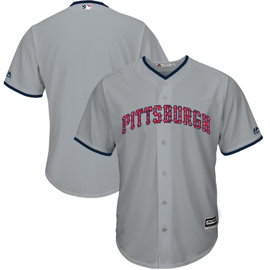 Pittsburgh Pirates Majestic 2017 Stars & Stripes Cool Base Team Jersey - Gray